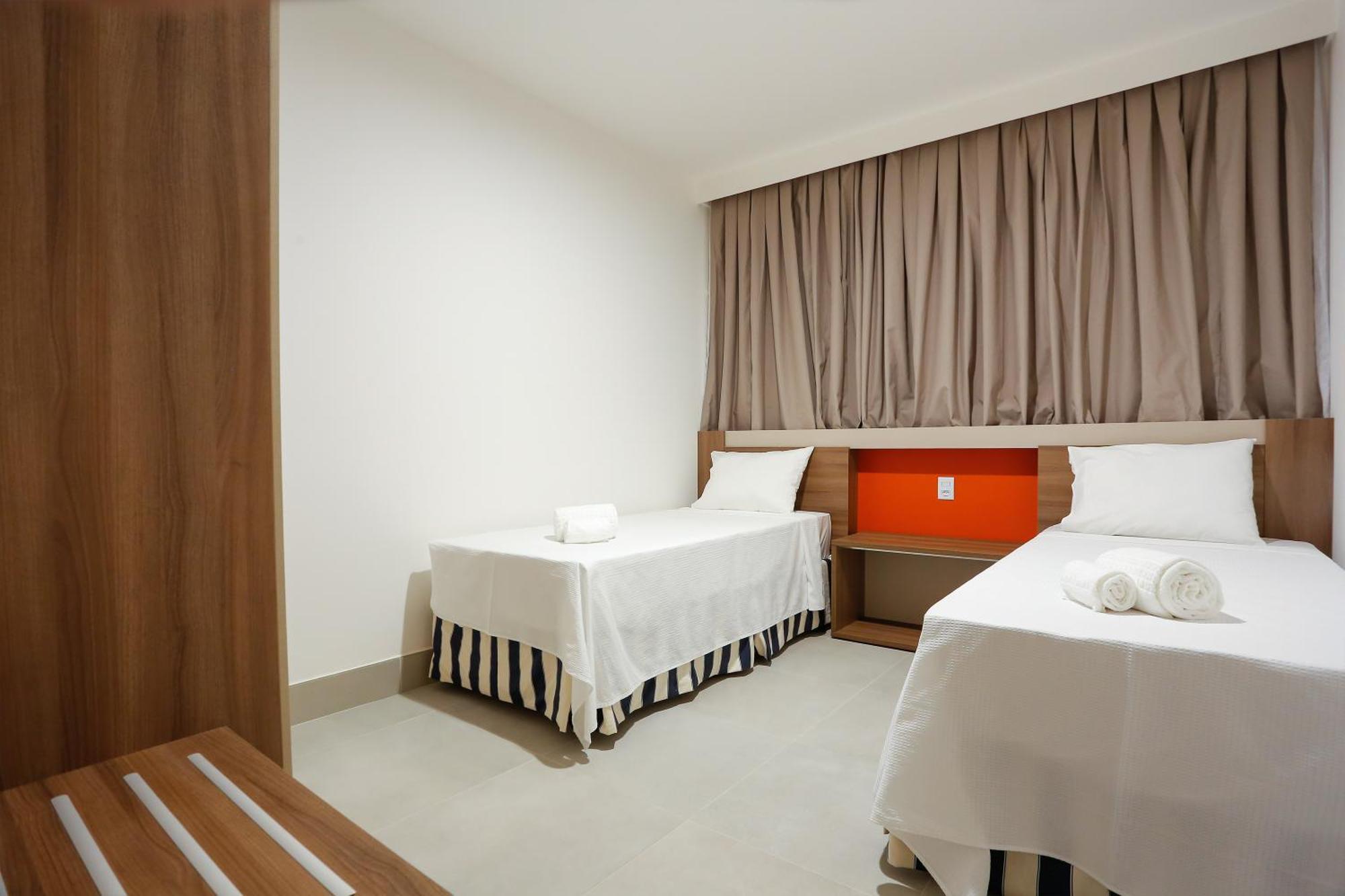 Hospede-se Colado No Thermas Do Laranjais, No Park Hotel